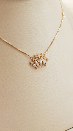 Colar Coroa Cristal Atacado R$44,90 Varejo R$67,35 - comprar online