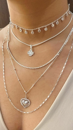 Chocker Atacado R$133,90 Varejo R$200,85 - Corrente pipoca Atacado R$95,90 Varejo R$143,85 - Pingente trevo Atacado R$39,90 Varejo R$59,85 - Corrente cabo de aço Atacado R$165,90 Varejo R$248,85 - Corrente de bolinhas Atacado R$106,90 Varejo R$160,35 - Pingente coração Atacado R$57,90 Varejo R$86,85 - Corrente cartier Atacado R$123,90 Varejo R$185,85