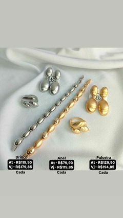 Anel, pulseira e brinco