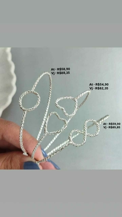 Bracelete fio torcido formatos