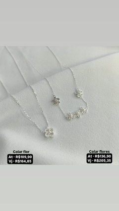 Colares florzinhas