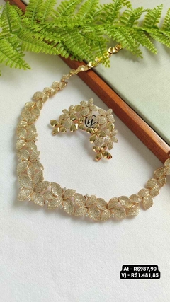 Conjunto brinco + colar - Preço na foto