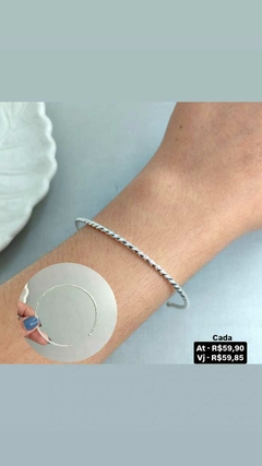 Bracelete fio torcido