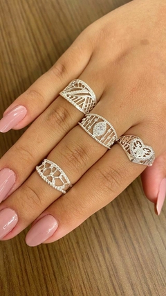 Anel dedo anelar Atacado R$94,90 Varejo R$142,35 - Anel dedo do meio Atacado R$79,90 Varejo R$119,85 (Cada) - Anel dedo anelar Atacado R$79,90 Varejo R$119,85