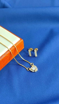 Conjunto Brinco + Colar coração Atacado R$49,90 Varejo R$74,85