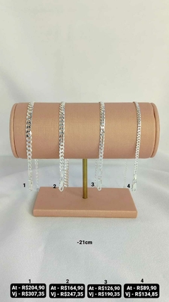 Pulseira masculina - Preço na foto
