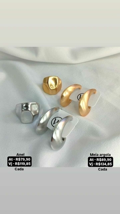 Brinco e anel acetinado