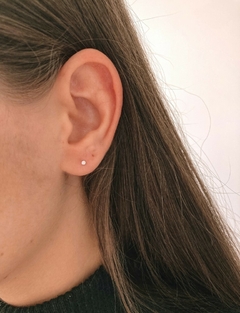 BRINCO DE ZIRCONIA 2MM