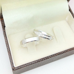 Aliança de zircônias 4mm