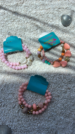 Pulseiras praianas na internet