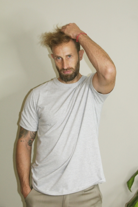 REMERA CLÁSICA CUELLO REDONDO-H1047-DIGITAL