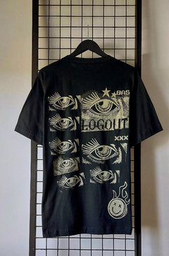 Remera LOG OUT (negra) - tienda online