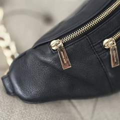 Michael Kors Mott Belt na internet