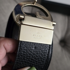 Gucci Interlocking G Reversible na internet