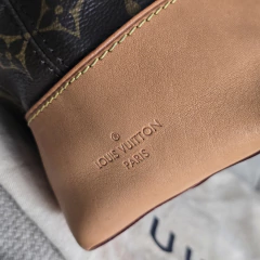 Louis Vuitton Berri PM