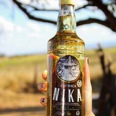Imagem do Cachaça Nika - Tradicional Bálsamo 670ml