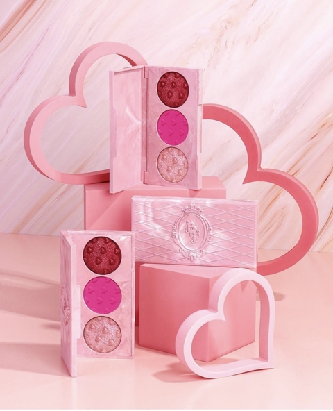 Paleta 3x1 iluminador, blush e sombra