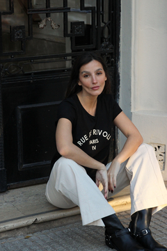 REMERA RIVOLI (W25DB037NE) en internet