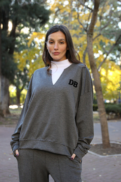 BUZO BURDEOS (W25DB024GR) - comprar online