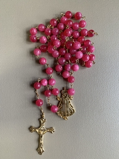 Terço - Pedra Natural Ágata Rosa - Atelier Veritatis Splendor