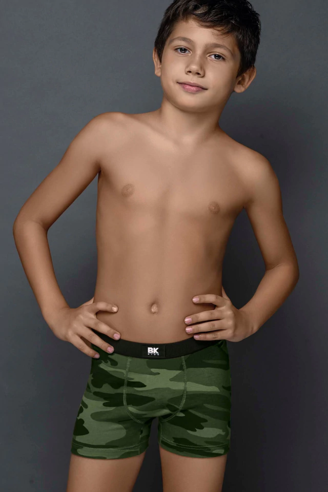 BA4043-Boxer niño algodón y lycra Estampado Camuflado Militar, elástico liso negro.