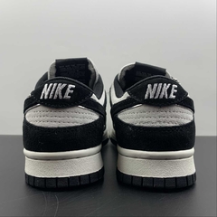 Imagem do Nike Air Dunk Low - Black/White - Camurça