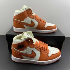 Nike Air Jordan 1 MID - Orange - comprar online