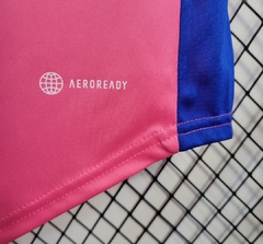 Imagem do Camisa Cruzeiro 22/23 Outubro Rosa - Versão Feminina