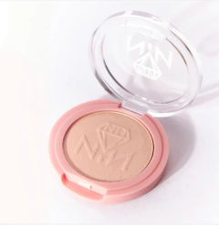 Iluminador Hush Compacto