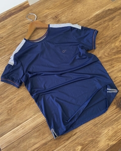 Camiseta Masculina Gola Detalhada Recort Ref.10107038 - comprar online