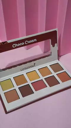 Paleta de sombras (Choco) na internet