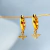 Imagem do Brinco Argolinha Click Pombinha Banhada a Ouro 18K