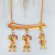 Colar Familia Canguinha 2 Filhas e 1 Filho Zircônias coloridas Banhado a Ouro 18K 