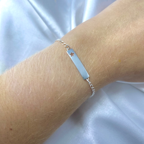Pulseira infantil plaquinha estrela
