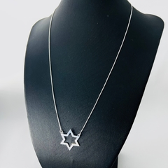 GARGANTILHA ESTRELA DE DAVI PEQUENA FOSCA
