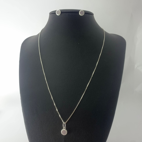 Conjunto redondo cravejado pequeno lilás