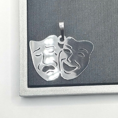 Pingente Chora Agora Ri Depois 2,5cm - comprar online