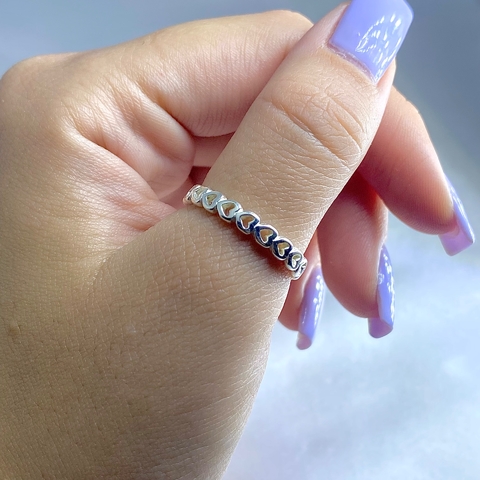 Anel corações vazado