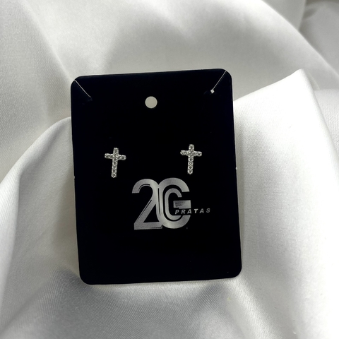 Brinco Unissex Cruz Cravejado