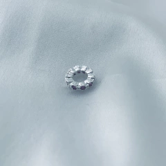 Berloque círculo com zircônia - comprar online