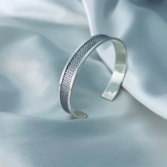 Bracelete detalhado