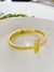 Bracelete T dourado - comprar online