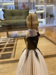 Grace Kelly Acrílico na internet