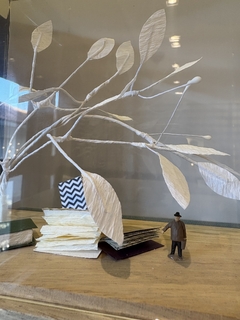Escultura Livros Acrílico na internet