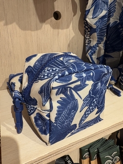Necessaire quadradinha tropical blue na internet
