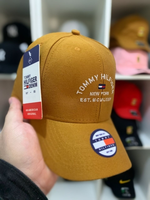 Boné Tommy - MARROM