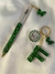 kit caneta + chaveiro - profissão - cor verde