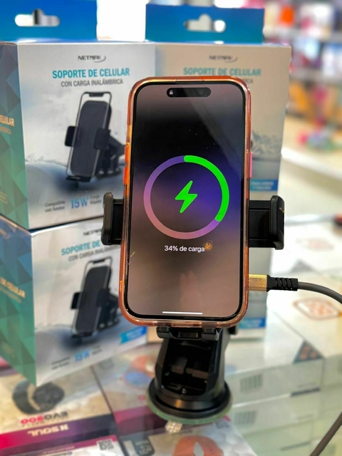 SOPORTE DE AUTO CON CARGA INALÁMBRICA NETMAK