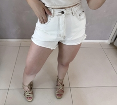 SHORT OFF WHITE