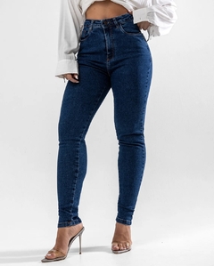 Calça Jeans Mom Cintura Alta com Elastano Escura - comprar online